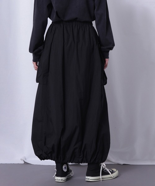 ROSE BUD(ローズバッド)の「サイドドロストポケットバルーンスカート(スカート・レディース・ブラック/バーガンディー/ブルー・ONE SIZE)」の9枚目の写真