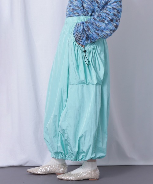 ROSE BUD(ローズバッド)の「サイドドロストポケットバルーンスカート(スカート・レディース・ブラック/バーガンディー/ブルー・ONE SIZE)」の15枚目の写真