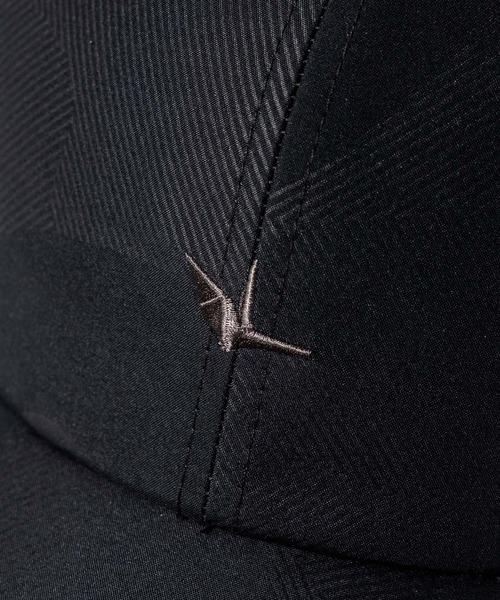 1PIU1UGUALE3  RELAX （ウノピゥウノウグァーレトレ リラックス）の「1PIU1UGUALE3 RELAX(ウノピゥウノウグァーレトレ リラックス) × +phenix キャップ by GORE-TEX LABS / ゴアテックス (防水性 / 速乾)（キャップ・メンズ・ブラック/ブラック系1・ONE SIZE）」の5枚目の写真