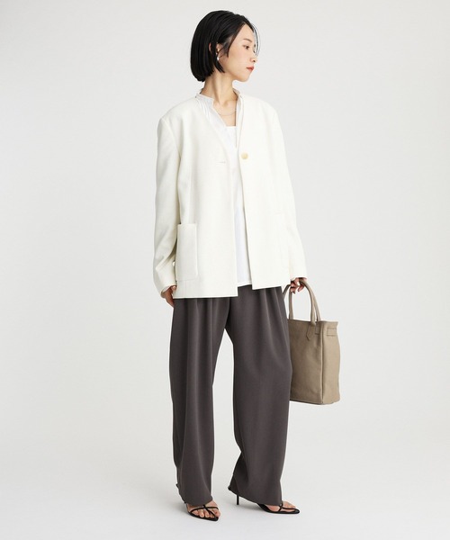 AULENTTI（オウレンティ）の「【AULENTTI】レザーバッグ（ハンドバッグ・レディース・ブラック/ベージュ・フリー）」の8枚目の写真