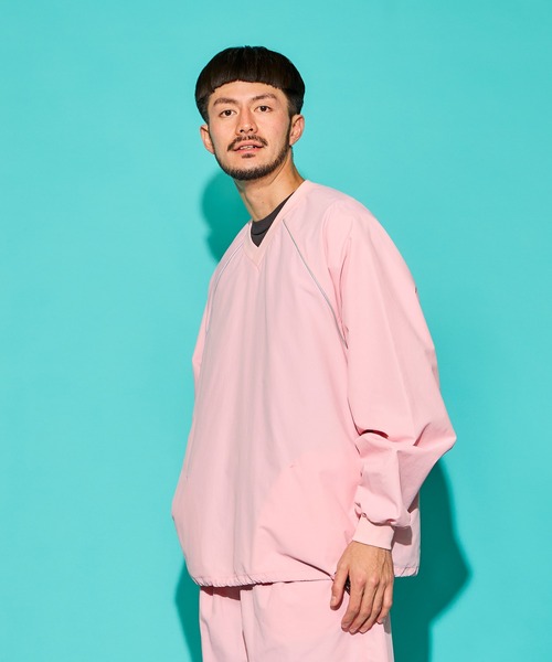 BURLAP OUTFITTER(バーラップアウトフィッター)の「REFLEX PULLOVER / リフレックス プルオーバー(その他トップス・メンズ・チャコールグレー/ネイビー/ベージュ系その他/ブルー系その他/スモークピンク/ブラック・LARGE/MEDIUM/SMALL)」の6枚目の写真