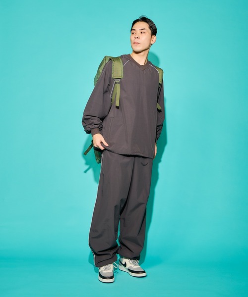 BURLAP OUTFITTER(バーラップアウトフィッター)の「REFLEX PULLOVER / リフレックス プルオーバー(その他トップス・メンズ・チャコールグレー/ネイビー/ベージュ系その他/ブルー系その他/スモークピンク/ブラック・LARGE/MEDIUM/SMALL)」の20枚目の写真