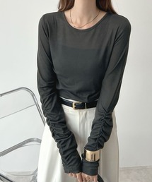 袖シャーリングシアートップス