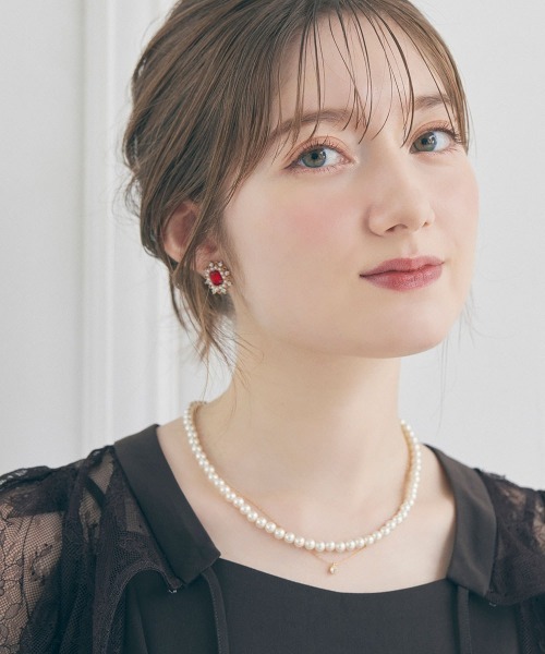 Jolie Toujours（ジョリトゥジュール）の「ＣＺパールスクエアピアス（ピアス（両耳用）・レディース・クリア・FREE）」の5枚目の写真