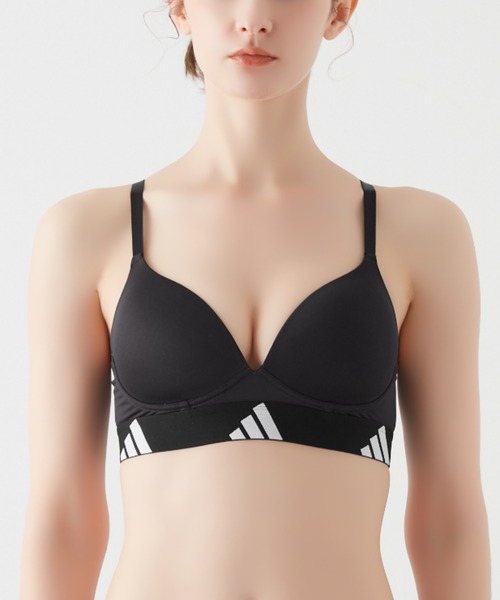 adidas（アディダス）の「adidas/アディダス ノンワイヤーブラ 吸汗速乾（スポーツブラ・レディース・ブラック/ライトグレー/ボルドー/ブラック系その他/パープル系その他・MEDIUM/LARGE）」の2枚目の写真