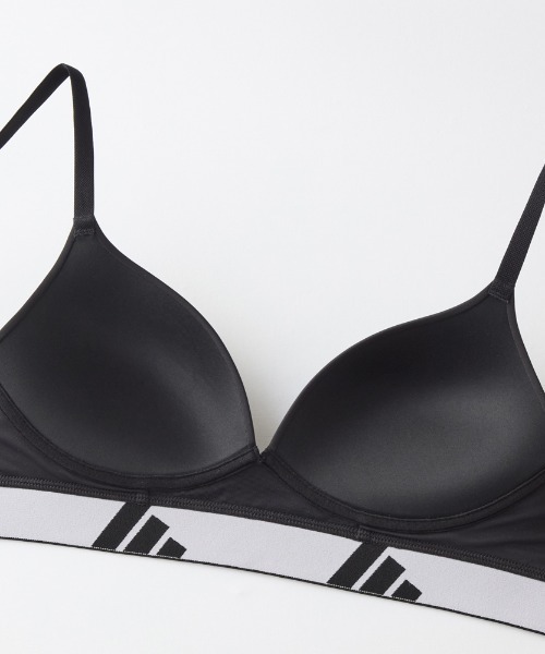 adidas（アディダス）の「adidas/アディダス ノンワイヤーブラ 吸汗速乾（スポーツブラ・レディース・ブラック/ライトグレー/ボルドー/ブラック系その他/パープル系その他・MEDIUM/LARGE）」の22枚目の写真