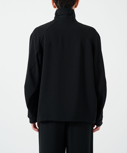 STUDIOUS（ステュディオス）の「【STUDIOUS】ESSENTIAL HALF ZIP SWEAT SHIRTS（スウェット・メンズ・ダークグレー/ブラック・1/2）」の8枚目の写真