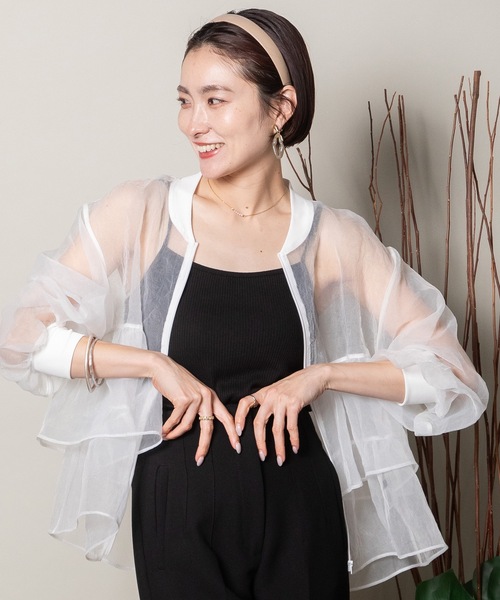 lodie(ロディ)の「ラッフルフリル オーガンジーシアーブルソン(シャツ/ブラウス・レディース・ブラック/オフホワイト/グレー・FREE)」の2枚目の写真