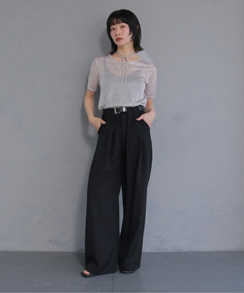 cheriella(シェリエラ)の「【cheriella】ネックデザインラメトップス NECK DESIGN LAME TOPS(Tシャツ/カットソー・レディース・レッド/チャコールグレー/ブラック/グレイッシュベージュ・M)」の8枚目の写真