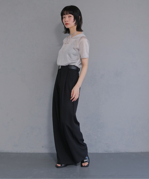 cheriella(シェリエラ)の「【cheriella】ネックデザインラメトップス NECK DESIGN LAME TOPS(Tシャツ/カットソー・レディース・レッド/チャコールグレー/ブラック/グレイッシュベージュ・M)」の10枚目の写真
