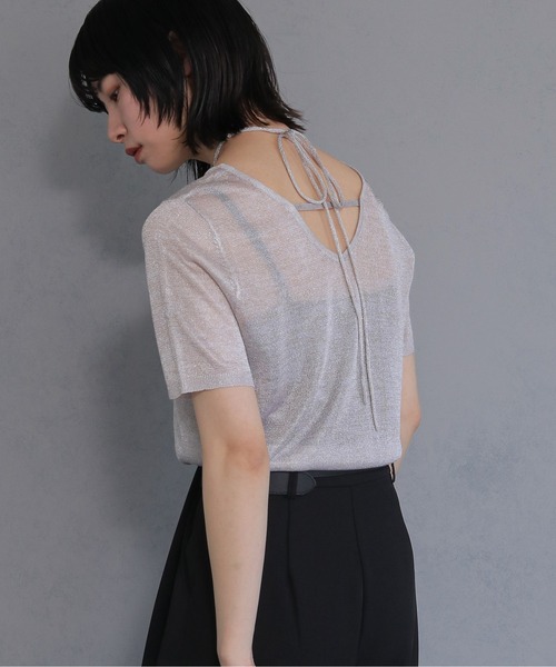 cheriella(シェリエラ)の「【cheriella】ネックデザインラメトップス NECK DESIGN LAME TOPS(Tシャツ/カットソー・レディース・レッド/チャコールグレー/ブラック/グレイッシュベージュ・M)」の18枚目の写真
