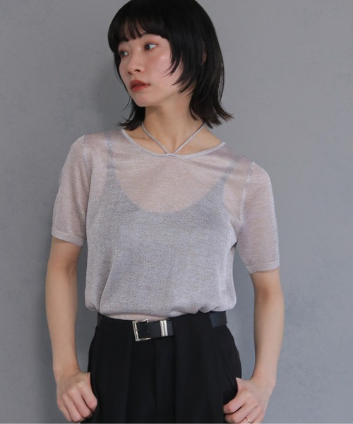 cheriella(シェリエラ)の「【cheriella】ネックデザインラメトップス NECK DESIGN LAME TOPS(Tシャツ/カットソー・レディース・レッド/チャコールグレー/ブラック/グレイッシュベージュ・M)」の17枚目の写真