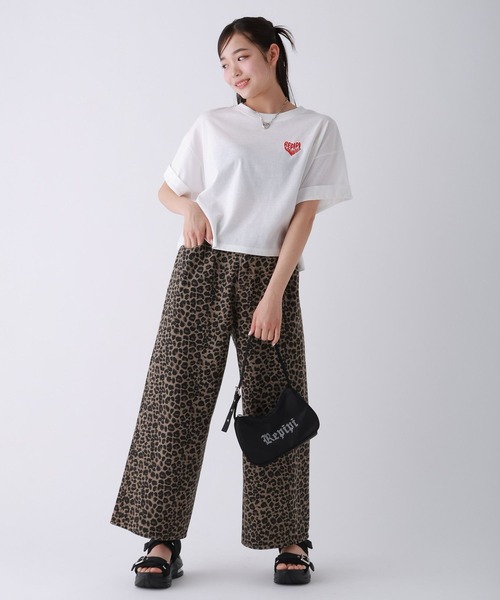 repipi armario（レピピ アルマリオ）の「チョベリグワイドTEE（Tシャツ/カットソー・キッズ・オレンジ/ブラック系1/ブラック系2/ブルー/ホワイト系1/ホワイト系2/サックスブルー・SMALL/MEDIUM/LARGE）」の8枚目の写真