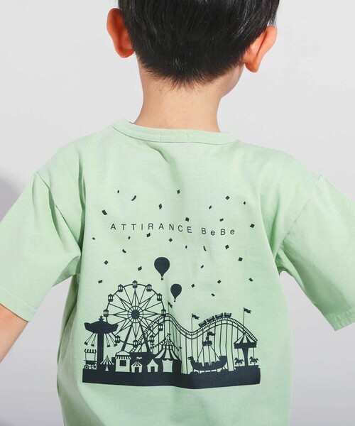 BeBe（ベベ）の「【WEB限定】JOUERバック遊園地プリント天竺半袖Tシャツ(100~140cm)（Tシャツ/カットソー・キッズ・ブラック/グリーン・110cm/120cm/130cm/140cm/100cm）」の4枚目の写真