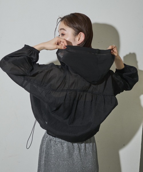 Shelly island（シェリーアイランド）の「フード付きシアーオーガンザブルゾン（ブルゾン・レディース・ライトブルー/ブラック/ホワイト・FREE）」の18枚目の写真