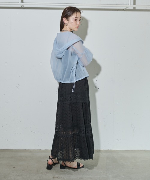 Shelly island（シェリーアイランド）の「フード付きシアーオーガンザブルゾン（ブルゾン・レディース・ライトブルー/ブラック/ホワイト・FREE）」の9枚目の写真