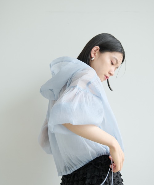 Shelly island（シェリーアイランド）の「フード付きシアーオーガンザブルゾン（ブルゾン・レディース・ライトブルー/ブラック/ホワイト・FREE）」の22枚目の写真