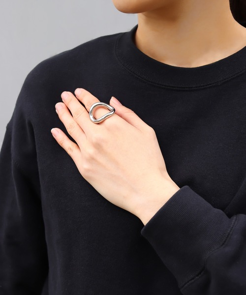 ieLS(イエルズ)の「金属アレルギー対応「ieLS」ステンレス オーバルフリーリング(リング・メンズ・シルバー/ゴールド・FREE)」の1枚目の写真