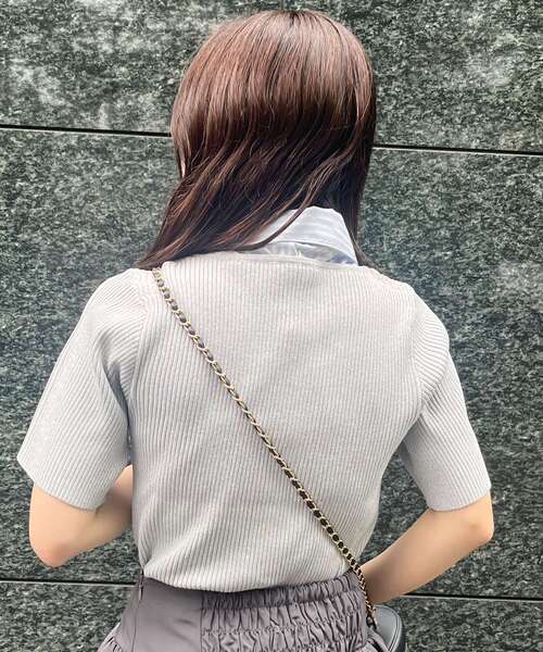 MAJESTIC LEGON（マジェスティックレゴン）の「シャツドッキングリブニット（ニット/セーター・レディース・ネイビー/ベージュ/グレー・MEDIUM）」の10枚目の写真