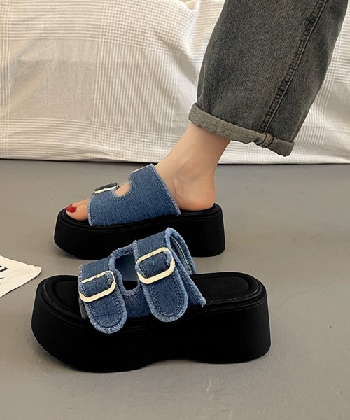 Miniministore(ミニミニストア)の「ダブルバックルサンダルデニム厚底サンダル(サンダル・レディース・インディゴブルー/ブラック・22.5cm/23.5cm/24.5cm/23.0cm/24.0cm/25.0cm)」の8枚目の写真