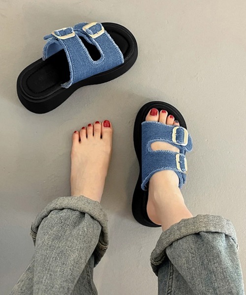 Miniministore(ミニミニストア)の「ダブルバックルサンダルデニム厚底サンダル(サンダル・レディース・インディゴブルー/ブラック・22.5cm/23.5cm/24.5cm/23.0cm/24.0cm/25.0cm)」の10枚目の写真