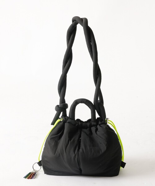 Cheek（チーク）の「【cheek/チーク】puf kinchaku C25003　巾着２wayトート/巾着/2way/トートバッグ/撥水加工生地/ユニセックス（ショルダーバッグ・メンズ・ブラック/グレー/ライム/パープル/カーキ・フリー）」の8枚目の写真