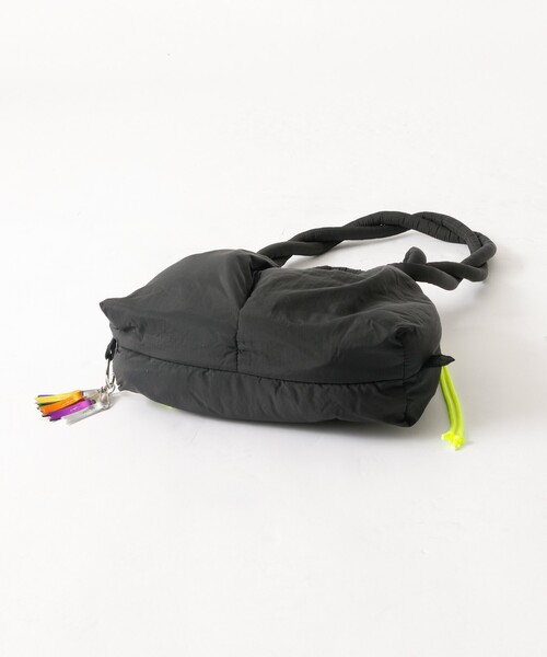 Cheek（チーク）の「【cheek/チーク】puf kinchaku C25003　巾着２wayトート/巾着/2way/トートバッグ/撥水加工生地/ユニセックス（ショルダーバッグ・メンズ・ブラック/グレー/ライム/パープル/カーキ・フリー）」の16枚目の写真