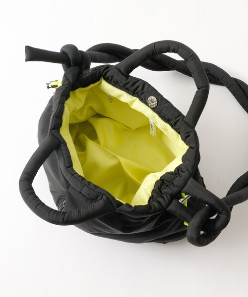 Cheek（チーク）の「【cheek/チーク】puf kinchaku C25003　巾着２wayトート/巾着/2way/トートバッグ/撥水加工生地/ユニセックス（ショルダーバッグ・メンズ・ブラック/グレー/ライム/パープル/カーキ・フリー）」の18枚目の写真