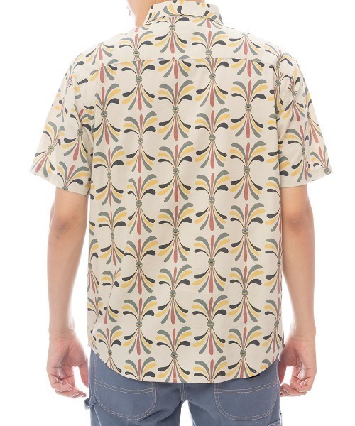 RVCA(ルーカ)の「RVCA メンズ 【LAURYN ALVAREZ】 LA EYE FLORAL SS 半袖シャツ 【2025年春夏モデル】/ルーカ半袖総柄Tシャツ(シャツ/ブラウス・メンズ・ライトカーキ・SMALL/X-LARGE/LARGE/MEDIUM)」の5枚目の写真