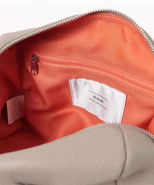 Beau're(ヴュレ)の「BEAURE Soft ボストン Bag(ボストンバッグ・レディース・グレー/ブラック/キャメル・FREE)」の20枚目の写真