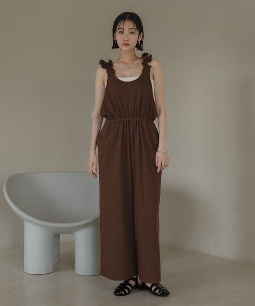 LOWRYS FARM(ローリーズファーム)の「フリルサロペット 572941(サロペット/オーバーオール・レディース・ブラウン/アイボリー/ブラック・FREE)」の20枚目の写真