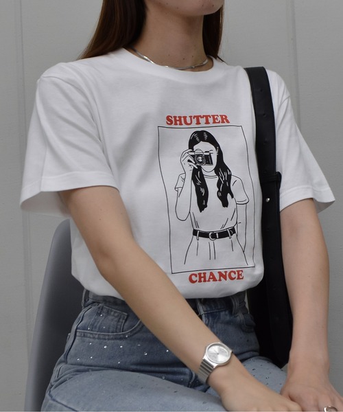 RGY(アールジーワイ)の「【RGY】SHUTTER CHANCE デザインプリントTシャツ 半袖(Tシャツ/カットソー・メンズ・オートミール/ホワイト・MEDIUM/LARGE)」の5枚目の写真