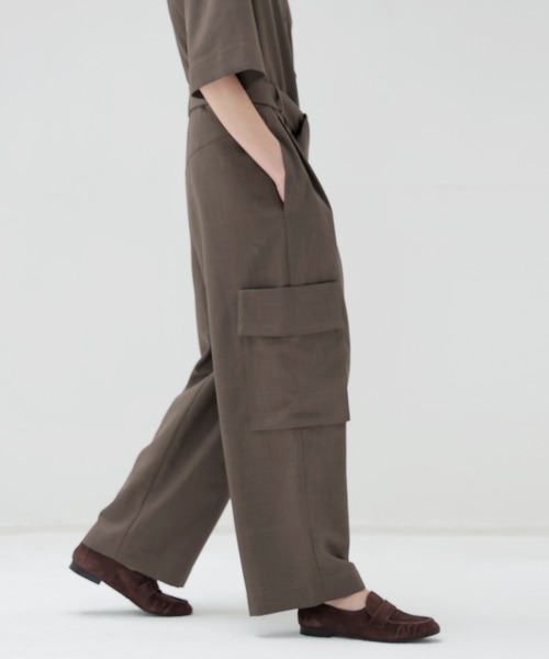 DRESSLAVE（ドレスレイブ）の「classical utility jump suit(クラシカルユーティリティージャンプスーツ)（つなぎ/オールインワン・レディース・ベージュ/ブラウン・38）」の18枚目の写真