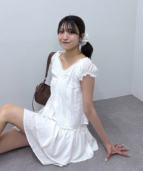 mline（エムライン）の「[mline]フレンチスリーブ2WAYブラウス（シャツ/ブラウス・レディース・ブラック/オフホワイト/ネイビー・FREE）」の5枚目の写真