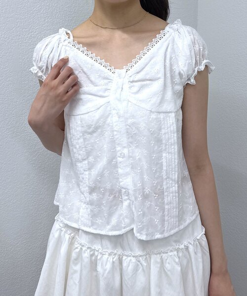 mline（エムライン）の「[mline]フレンチスリーブ2WAYブラウス（シャツ/ブラウス・レディース・ブラック/オフホワイト/ネイビー・FREE）」の8枚目の写真