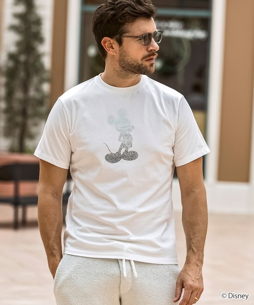 1PIU1UGUALE3  RELAX （ウノピゥウノウグァーレトレ リラックス）の「1PIU1UGUALE3 RELAX(ウノピゥウノウグァーレトレ リラックス)【ミッキーマウス】グラデーションラインストーン半袖Tシャツ（Tシャツ/カットソー・メンズ・ホワイト/ブラック・S/M/L/XL/XXL）」の3枚目の写真