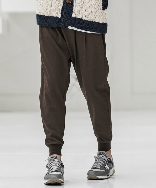 CAMBIO(カンビオ)の「mp13861-Brushed Lining Slacks Fabric Jogger Pants ジョガーパンツ(その他パンツ・メンズ・チャコールグレー/ブラック/ベージュ/ブラウン・S/M/L)」の1枚目の写真
