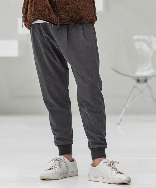 CAMBIO(カンビオ)の「mp13861-Brushed Lining Slacks Fabric Jogger Pants ジョガーパンツ(その他パンツ・メンズ・チャコールグレー/ブラック/ベージュ/ブラウン・S/M/L)」の3枚目の写真