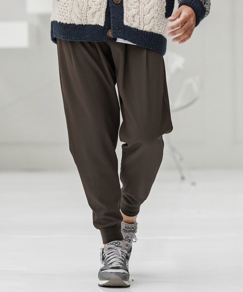 CAMBIO(カンビオ)の「mp13861-Brushed Lining Slacks Fabric Jogger Pants ジョガーパンツ(その他パンツ・メンズ・チャコールグレー/ブラック/ベージュ/ブラウン・S/M/L)」の17枚目の写真