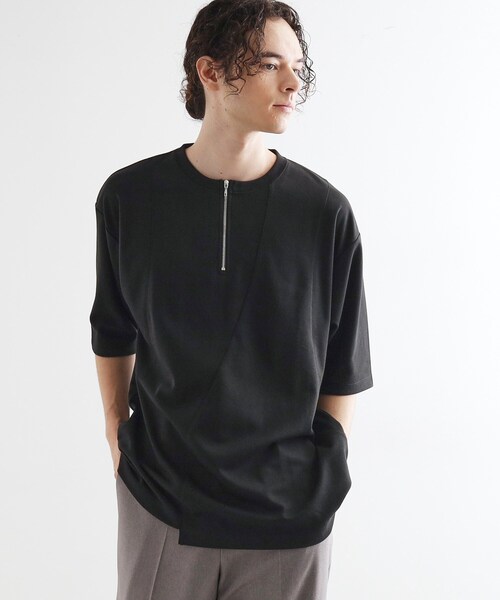 tk.TAKEO KIKUCHI(ティーケータケオキクチ)の「ウェーブ切替ジップTシャツ(Tシャツ/カットソー・メンズ・ブラック/ホワイト/ネイビー・02/03/04)」の1枚目の写真