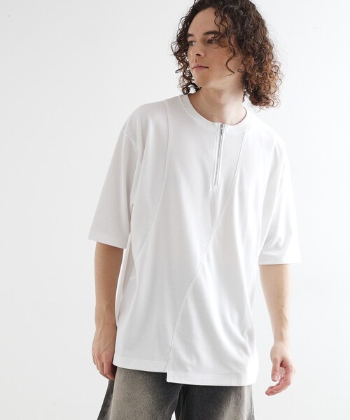 tk.TAKEO KIKUCHI(ティーケータケオキクチ)の「ウェーブ切替ジップTシャツ(Tシャツ/カットソー・メンズ・ブラック/ホワイト/ネイビー・02/03/04)」の4枚目の写真