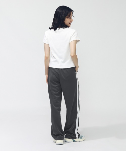 NIKE（ナイキ）の「ナイキ  NSW リブ タイツ S/S  NIKE（Tシャツ/カットソー・レディース・オフホワイト/ホワイト/ブラウン/ブラック・M/L/S/XL）」の21枚目の写真