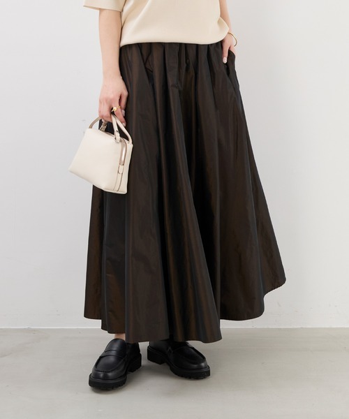 MICA&DEAL（マイカ＆ディール）の「シャンブレータフタタックギャザースカート（スカート・レディース・ワインレッド/ブラウン/グレー・FREE）」の2枚目の写真