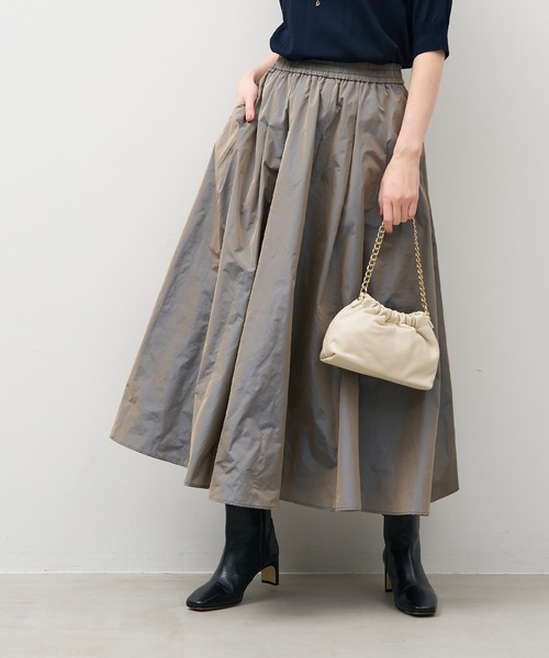 MICA&DEAL（マイカ＆ディール）の「シャンブレータフタタックギャザースカート（スカート・レディース・ワインレッド/ブラウン/グレー・FREE）」の15枚目の写真