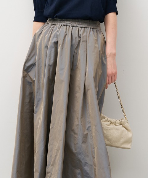 MICA&DEAL（マイカ＆ディール）の「シャンブレータフタタックギャザースカート（スカート・レディース・ワインレッド/ブラウン/グレー・FREE）」の16枚目の写真