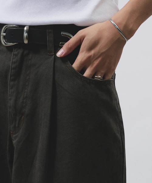 Adoon plain（アドーンプレーン）の「TUCK HERRINGBONE WIDE PANTS / タックヘリンボーンワイドパンツ（スラックス・メンズ・アイボリー/ブラック/チャコールグレー・SMALL/LARGE/MEDIUM）」の11枚目の写真