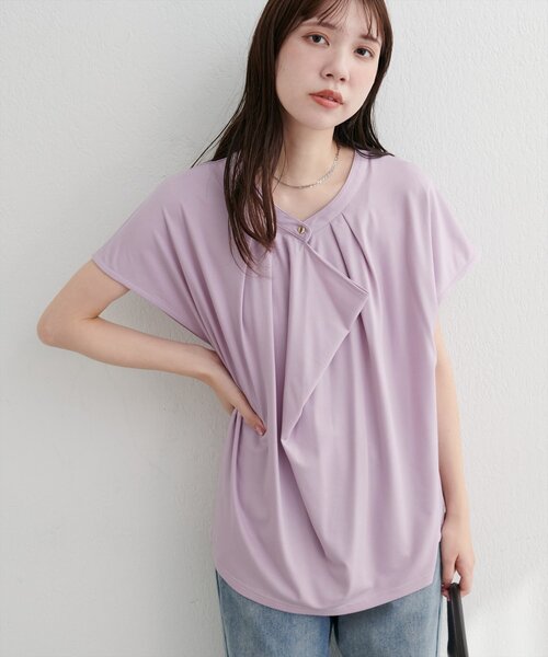 natural couture（ナチュラルクチュール）の「【sherbet line】接触冷感ドレープフリルカットソーブラウス（シャツ/ブラウス・レディース・ラベンダー/ネイビー/ボルドー/ブルー/オフホワイト・FREE）」の19枚目の写真