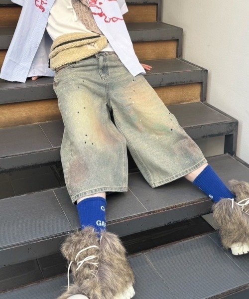 Never mind the XU / Chikashitsu+（ネバーマインド ザ エックスユー / チカシツプラス）の「【Nerd out XU】pink washed seven quarte denim pants / 【ナードアウトエックスユー】ピンクウォッシュドワイドハーフパンツ（デニムパンツ・メンズ・ブルー・M）」の6枚目の写真