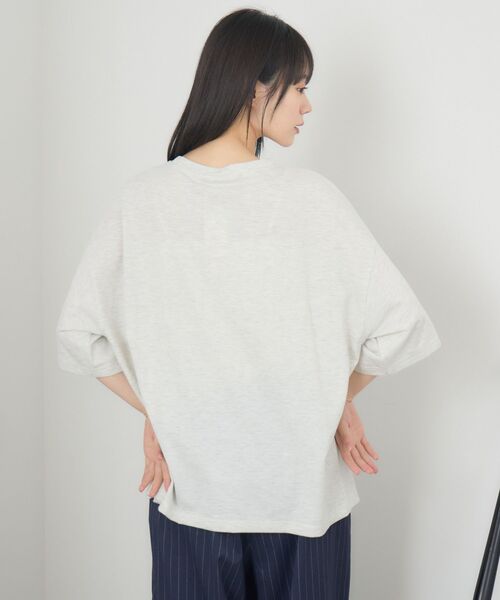 RETRO GIRL（レトロガール）の「花刺繍BIGTEE（Tシャツ/カットソー・レディース・オフホワイト/ブルー/ホワイト系その他・FREE）」の10枚目の写真
