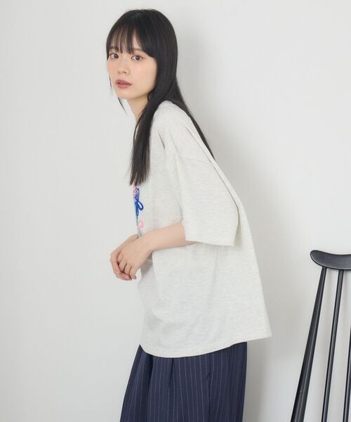 RETRO GIRL（レトロガール）の「花刺繍BIGTEE（Tシャツ/カットソー・レディース・オフホワイト/ブルー/ホワイト系その他・FREE）」の11枚目の写真
